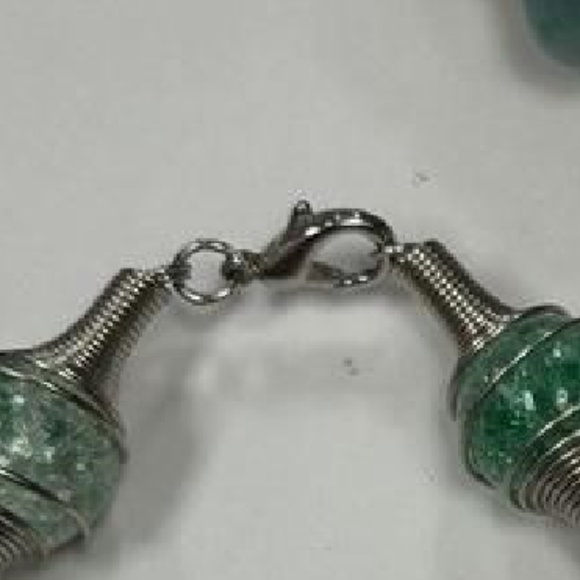Industrial Design Bracelet Wire Springs & Clear and Green Glass Balls - Picture 4 of 4